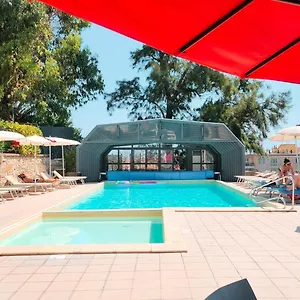By Hotel Finale Ligure